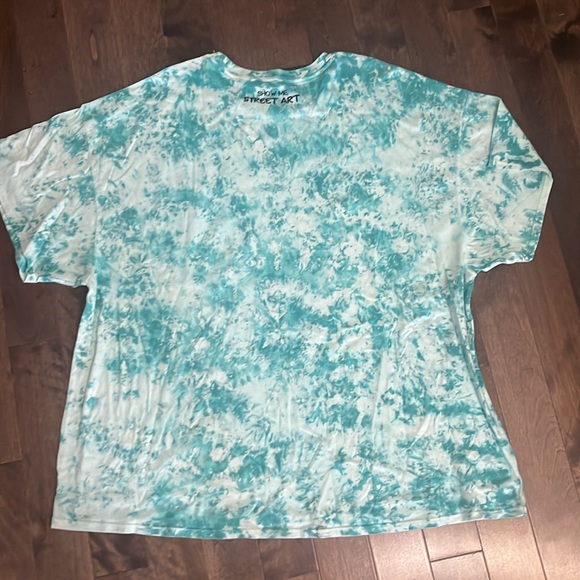 Limited edition Guess tshirt - Picture 2 of 2